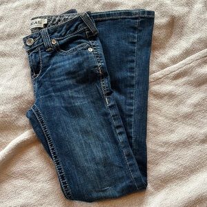 Ariat REAL boot cut jeans. Darlene style. Excellent condition. Girls size 10.